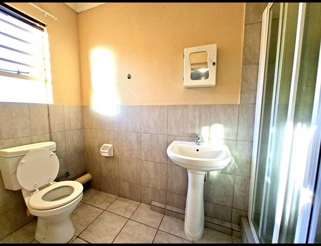 3 BEDROOM PROPERTY TO RENT IN TERENURE